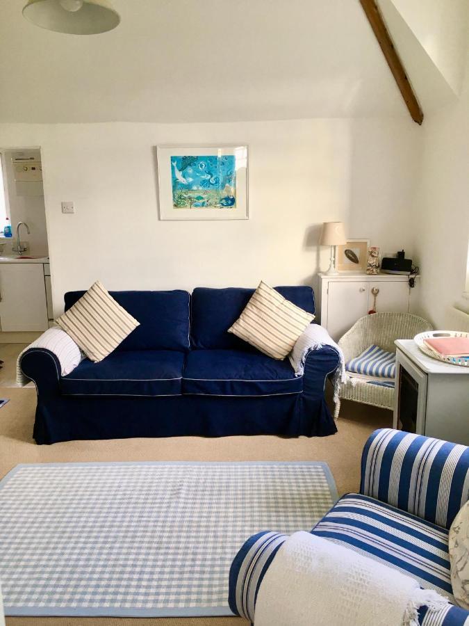 Lyme Regis Renovated Period Seaside Flat Lägenhet Exteriör bild