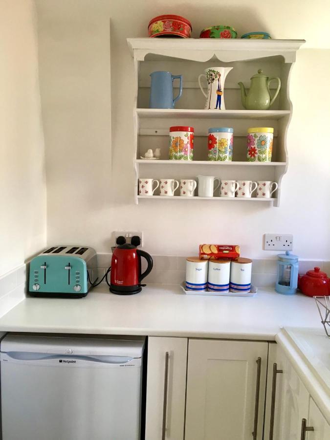 Lyme Regis Renovated Period Seaside Flat Lägenhet Exteriör bild